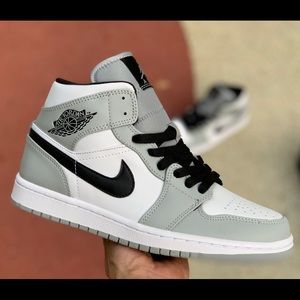 Air Jordan 1 Mid SNEAKERS SHOES